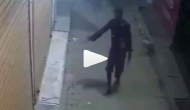 Watch: Thieves open shop’s shutter with help of cloth, run away with valuables