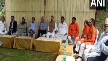 All-party meeting at Farooq Abdullah's residence over 'registration of new voters in J-K