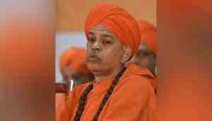 Murugha mutt seer shifted to district hospital after complaining chest pain