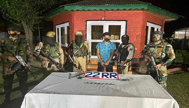 J-K Police arrests one hybrid LeT terrorist from Sopore; arms, ammunition recovered