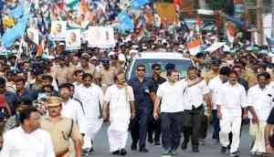 Bharat Jodo Yatra: Rahul Gandhi resumes padyatra from Kerala's Navayikkulam