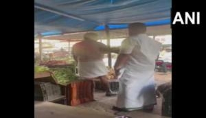 Congress workers threaten shopkeeper over Rs 2,000 for 'Bharat Jodo Yatra'