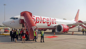 Hyderabad-bound SpiceJet flight detects smoke mid-air, DGCA orders detailed probe