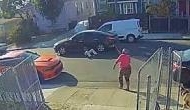 76-year-old woman saves neighbour from getting robbed; netizens amazed [WATCH]