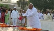 Congress President-elect Mallikarjun Kharge pays homage to Mahatma Gandhi at Rajghat