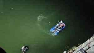 Morbi bridge collapse: Death toll rises to 135, rescue operations still on