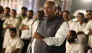 Mallikarjun Kharge interacts with Bharat Yatris; credits them for bringing positive energy 