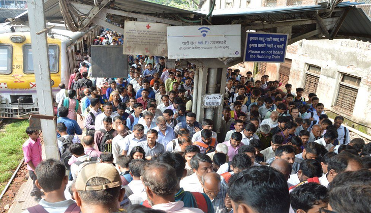 Mumbai: 6 local trains cancelled, many running late due to technical snag