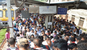 Mumbai: 6 local trains cancelled, many running late due to technical snag