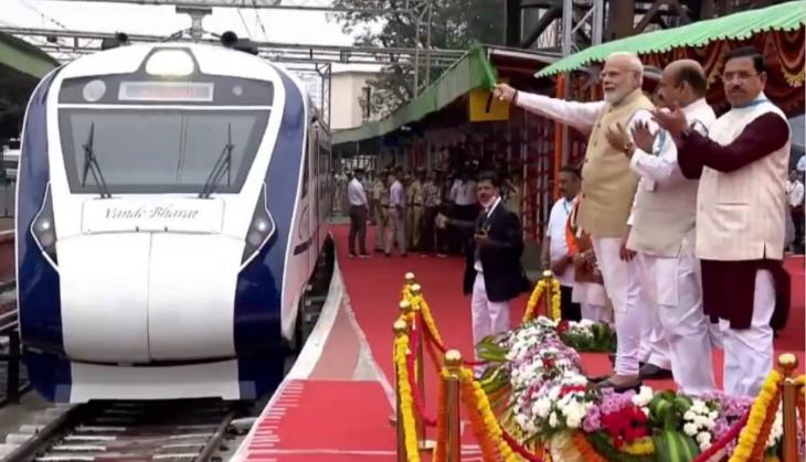 PM Modi flags off Vande Bharat Express, Bharat Gaurav Kashi Darshan Train in Bengaluru