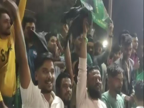 Owaisi in Gujarat: 'BJP wants to end the culture tahazeeb of minorities'
