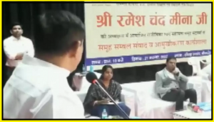 Watch: Rajasthan Minister fumes at District Collector over phone use, asks him to leave the stage
