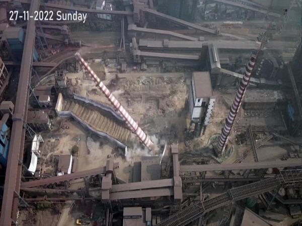 Video: 110 m tall chimney of Tata Steel plant demolished in 11 seconds