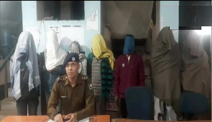 Bihar: Liquor party inside lock-up in dry state; 2 cops, 5 inmates arrested