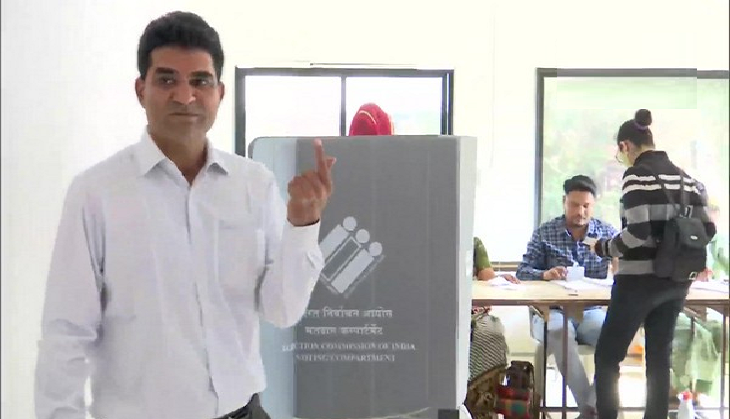 Gujarat polls: AAP CM candidate Isudan Gadhvi casts vote, expects to win over 100 seats