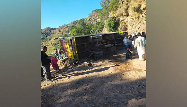 Bus turns turtle in J&K, several injured