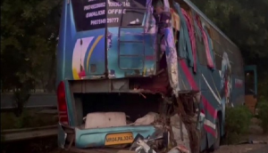 UP: 3 dead, 2 critically injured in bus collision on Greater Noida Expressway