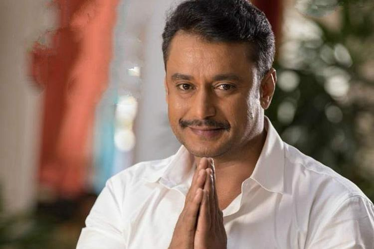 Video: Slipper hurled at Kannada actor Darshan in Karnataka