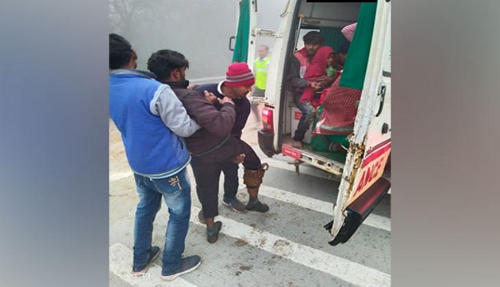 UP: 1 killed, 10 injured in road accident due to heavy fog 