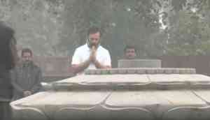 Rahul Gandhi pays tribute to Indira Gandhi and Rajiv Gandhi