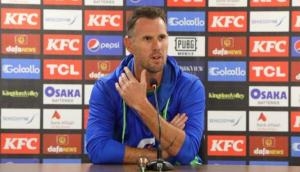 Shaun Tait gets into heated verbal exchange with Pak journalists during press conference [WATCH]