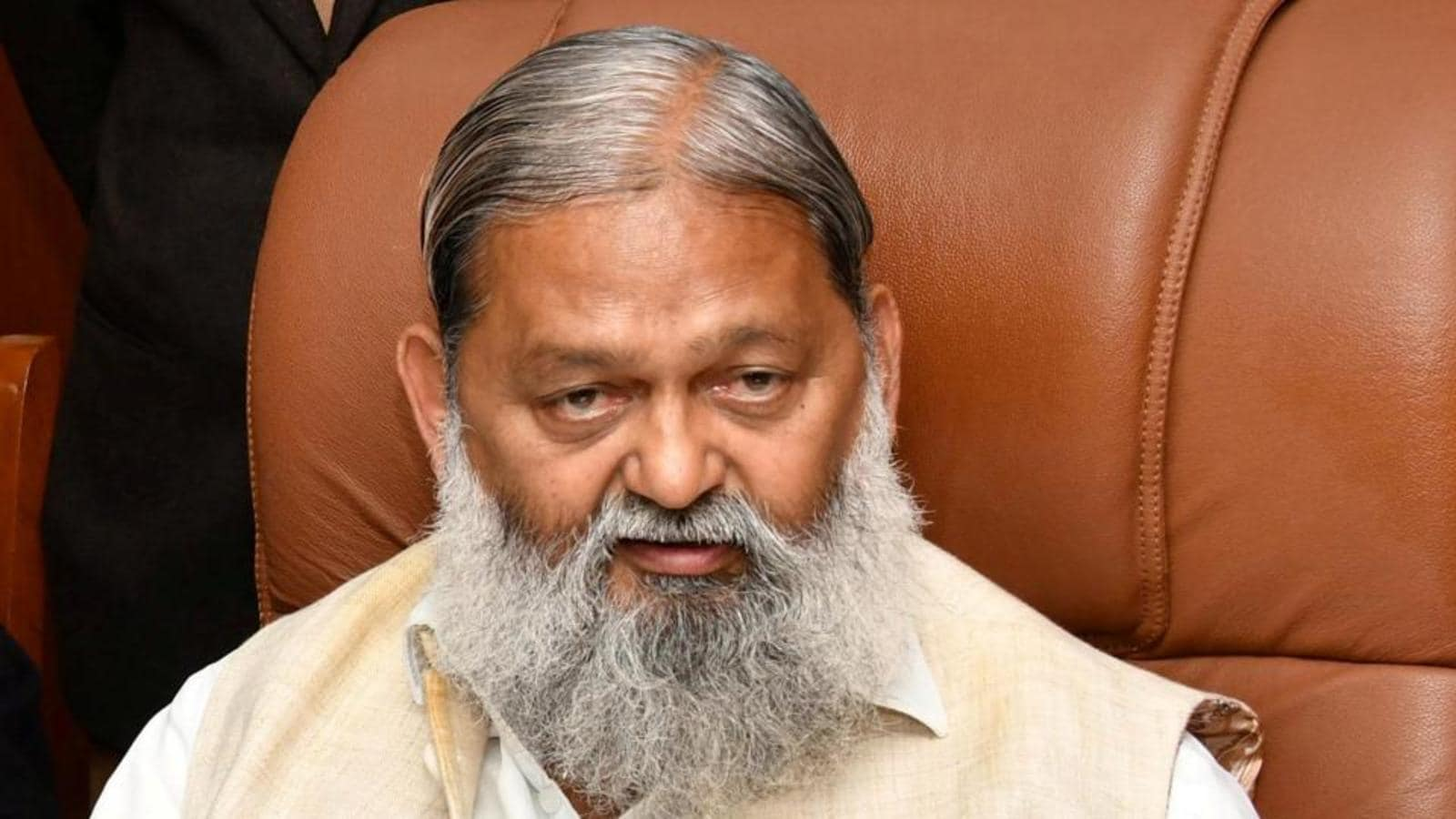 Haryana Home Minister Anil Vij’s car meets with accident on KMP Expressway