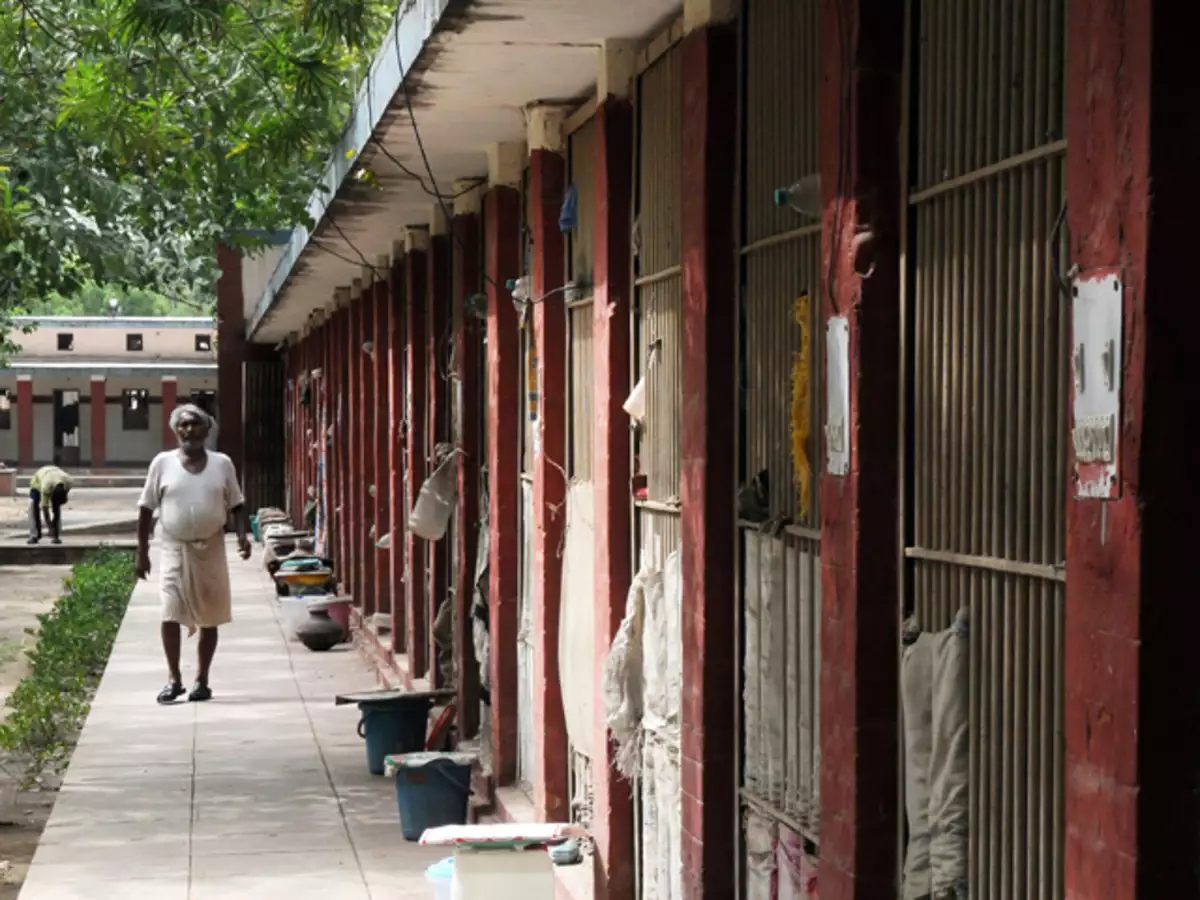 Delhi prisons' inmates to get hot water, elderlies to be given mattresses: LG Vinai Saxena 