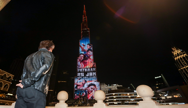 Watch ‘Pathaan’ trailer gets projected on Burj Khalifa; Shahrukh does signature step