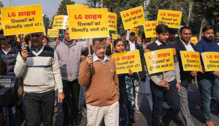 Delhi vs Centre: AAP govt resorting to theatrics, Solicitor General to SC