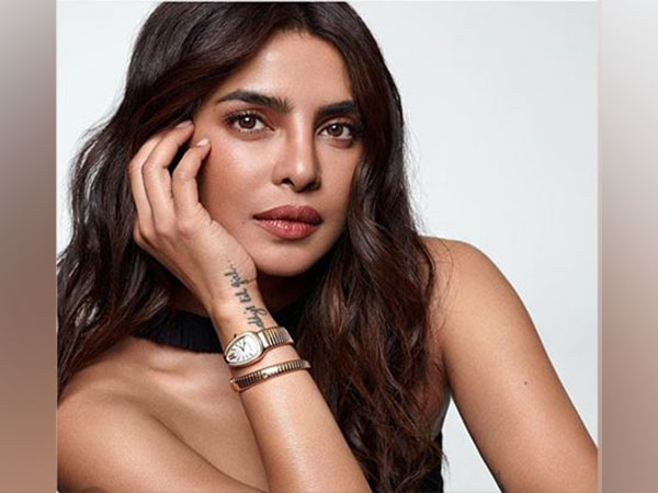Priyanka Chopra shares 'No filter Saturday' selfie