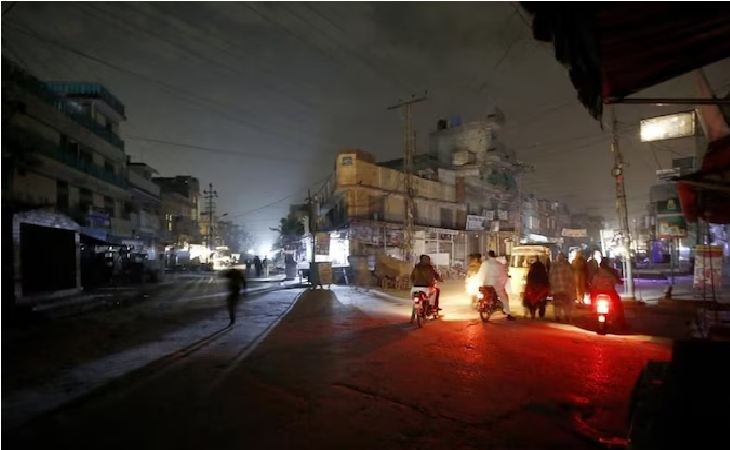 Pakistan Power Outage: Electricity restored after 24 hours of darkness