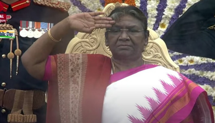 Republic Day 2023: President Droupadi Murmu unfurls Tricolour, gets ceremonial 21 Gun salute