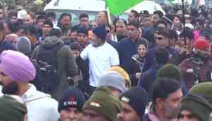 Mehbooba Mufti joins Bharat Jodo Yatra as it resumes from J-K's Awantipora