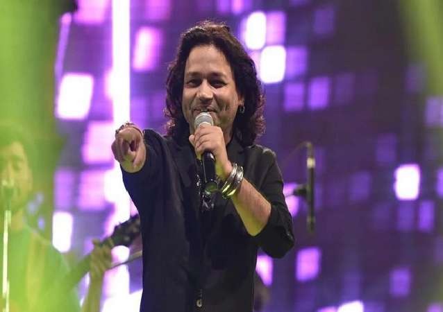 Crowd hurls bottle at singer Kailash Kher during concert in Karnataka; police detain 2