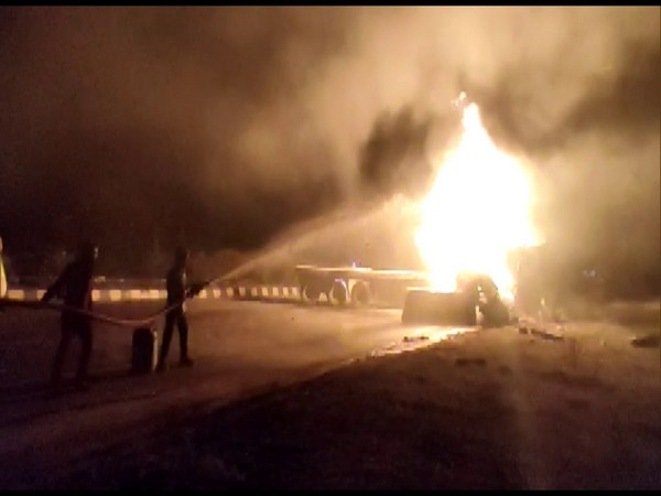 Rajasthan: 4 people burned alive in tanker-truck collision in Ajmer