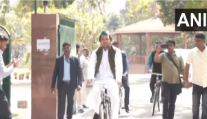 Watch Minister Tej Pratap rides bicycle after seeing late Mulayam Singh in a dream