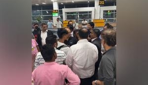 Heated Argument At Delhi Airport: Air India Delhi-Mumbai flight delayed for four hours; staff 'fooled' us allege angry passengers