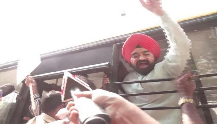 Mumbai police detains Congress leaders, workers protesting over Hindenburg-Adani row
