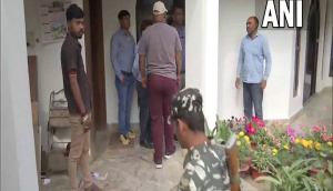 ED raids multiple locations in Delhi, Bihar against Lalu Prasad's relatives in land for job scam