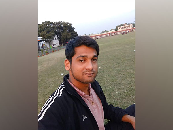 MP: Sub-Inspector jumps before train, dies; his wife, son also found dead at home in Bhopal
