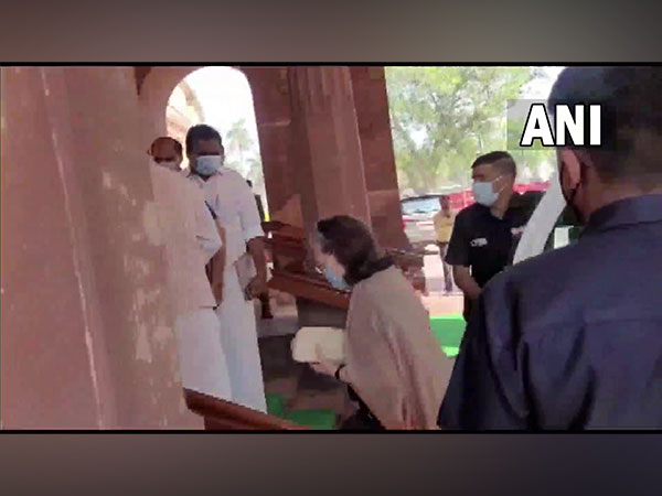 Sonia Gandhi arrives in Parliament on second day of Budget Session