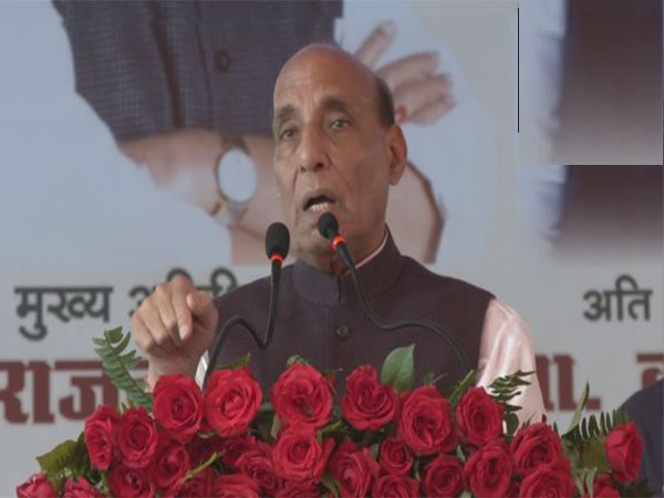 ‘BJP not stopping anyone's voice...voice was stopped in 1975 by imposing emergency’ Rajnath Singh slams Rahul Gandhi
