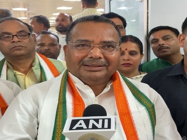 ‘His mental balance not good, Akhilesh should help him’: UP Minister Jaiveer Singh on Maurya's 'Sunderkand' remark