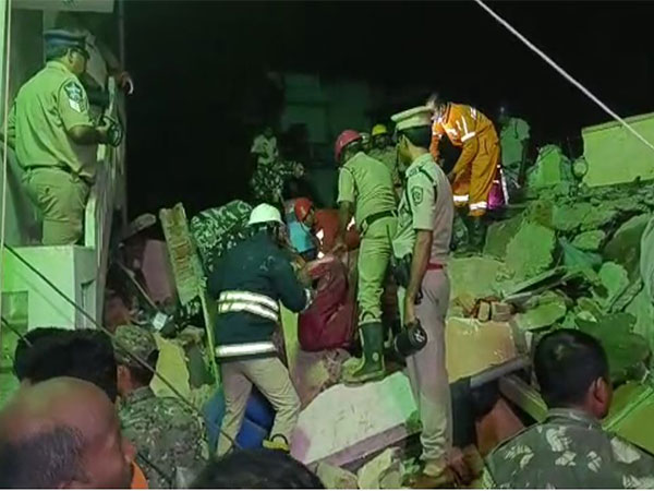 Vishakapatnam Building Collapse: 3 dead, 6 injured