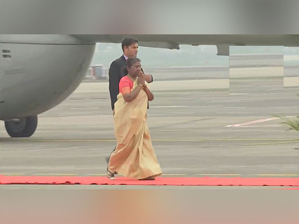 President Murmu arrives in Kolkata on two-day West Bengal visit