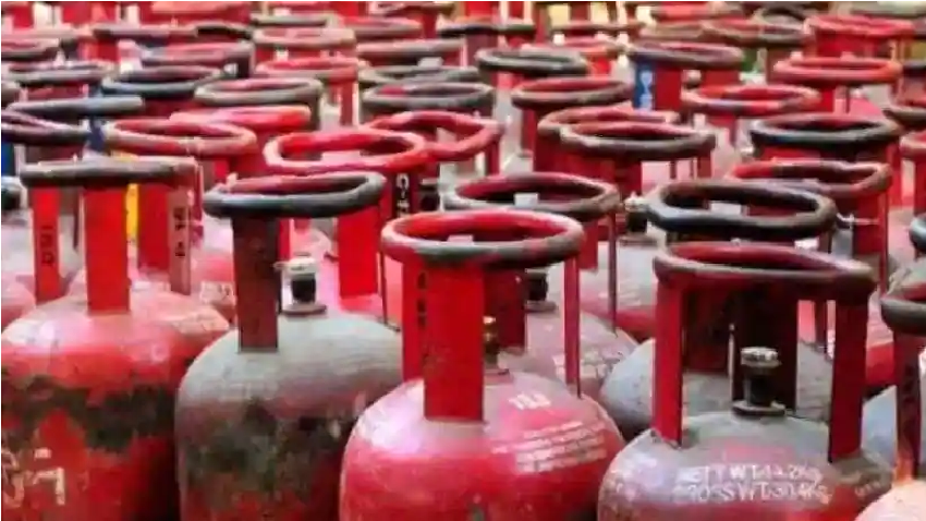 Commercial LPG cylinder prices slashed by Rs 91.50 in National Capital