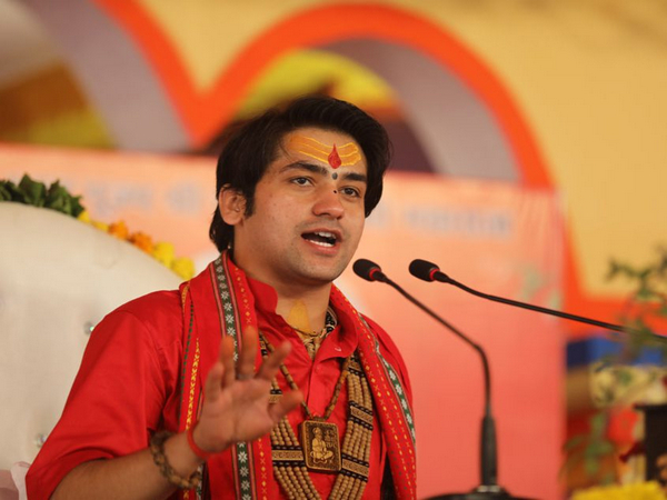 Complaint lodged against Bageshwar Dham Sarkar for controversial statement about Sai Baba