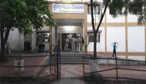 Mob attacks police station in MP's Burhanpur, frees three accused from lock-up