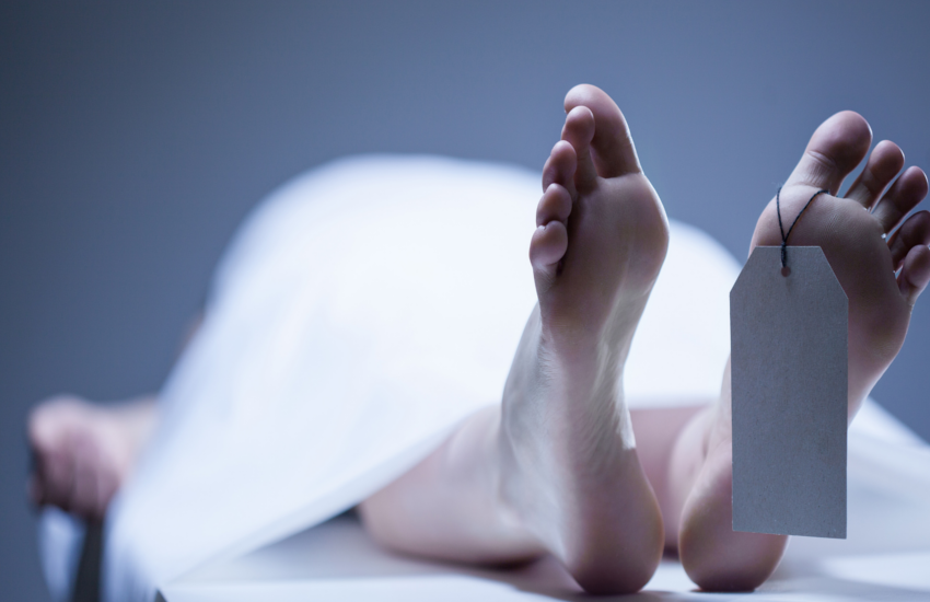 Delhi: Man kills wife, daughter, hangs himself 