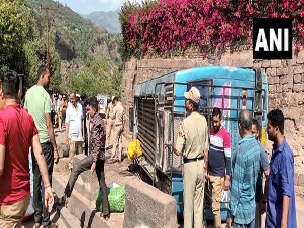 J-K: Mini-bus overturns in Udhampur, 27 passengers injured